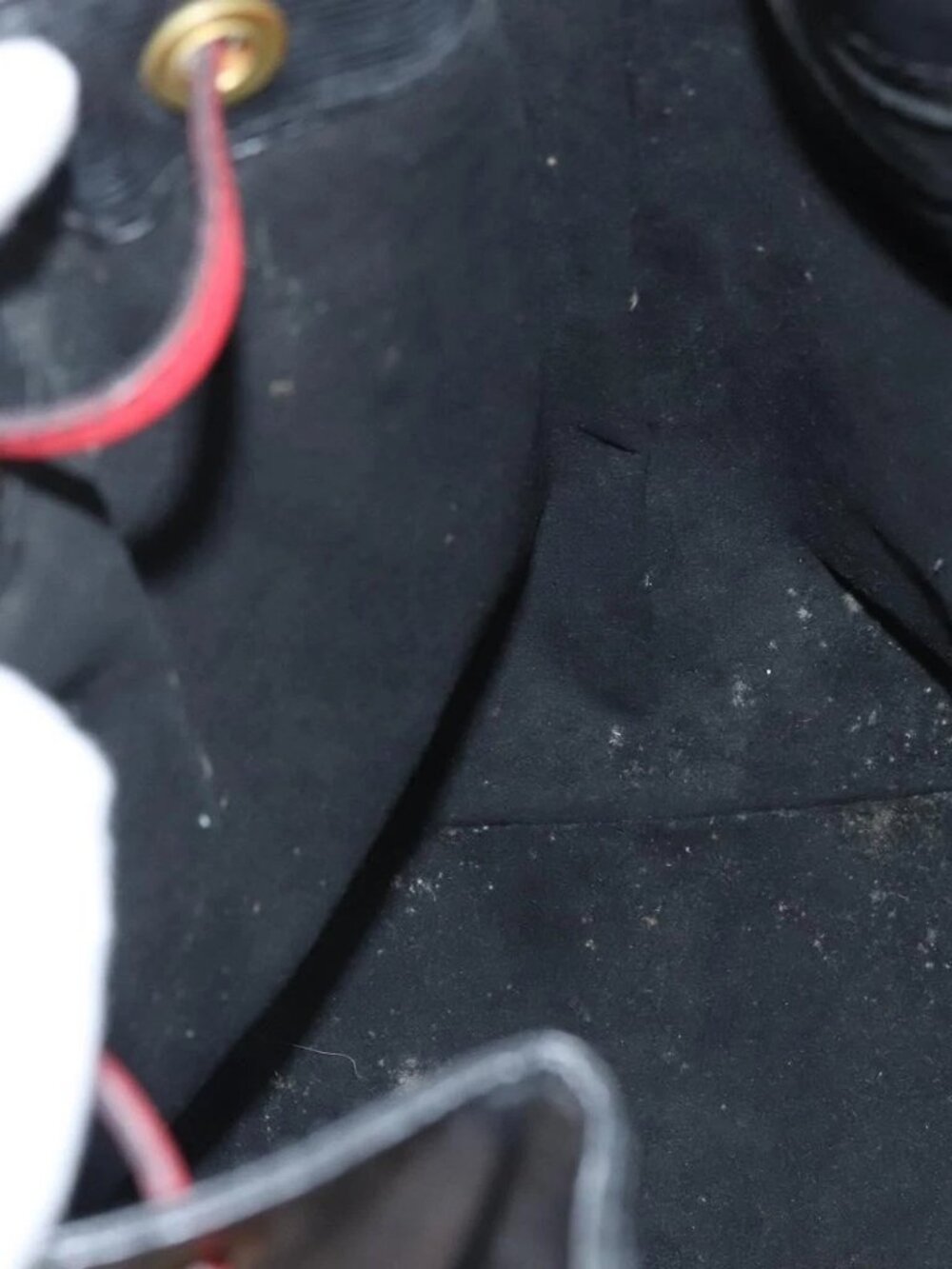 LOUIS VUITTON Epi Noe Shoulder Bag Bicolor Black Red - Picture 12 of 16